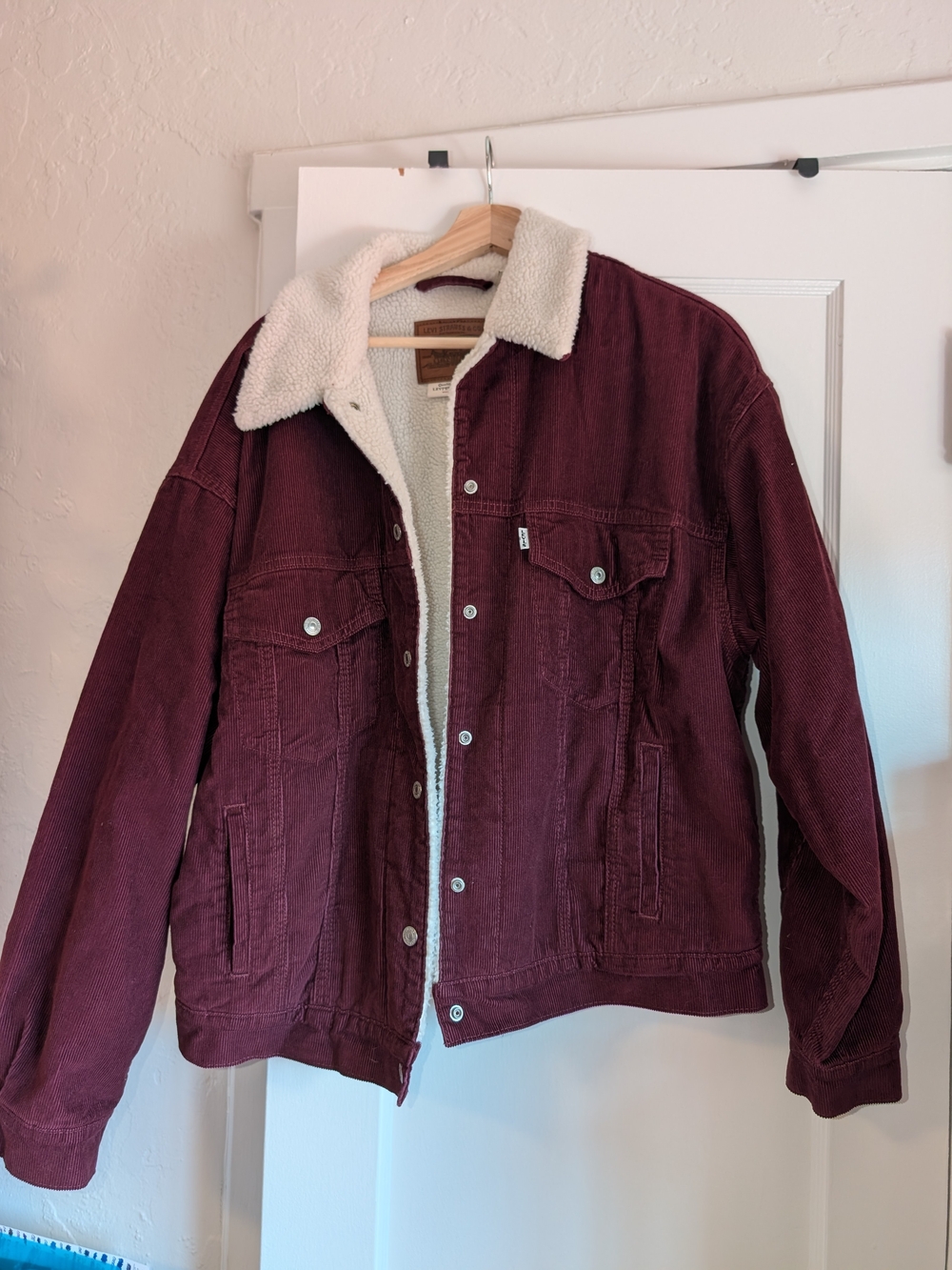 Levis Sherpa-Lined Corduroy Jacket - Burgundy